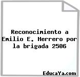 Reconocimiento a Emilio E. Herrero por la brigada 2506